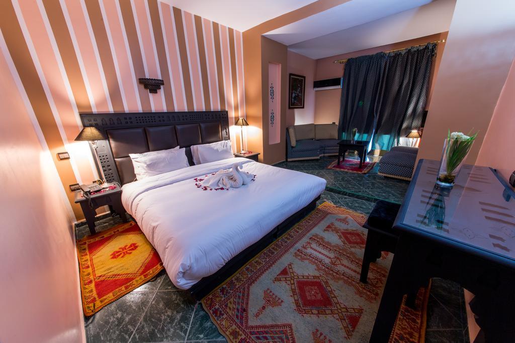 Hotel Akouas Meknès Kamer foto